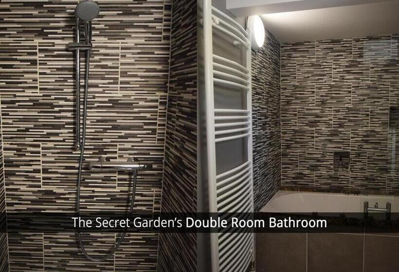 스탠다드 룸 킹사이즈 침대, Old Drynie House