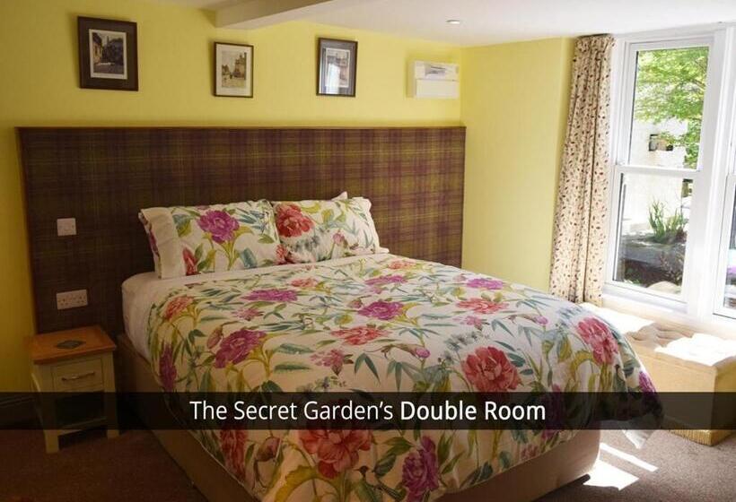 스탠다드 룸 킹사이즈 침대, Old Drynie House