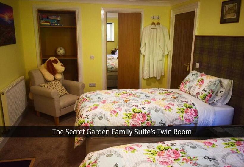 오두막, Old Drynie House