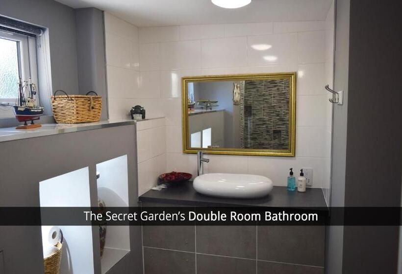 오두막, Old Drynie House