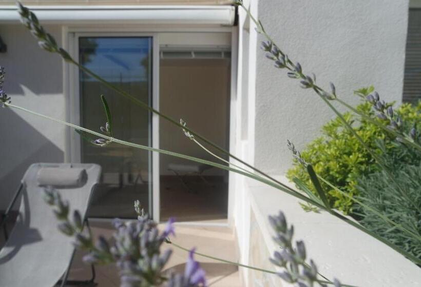 キングサイズベッドのスタンダードルーム, Villa Perle De La Mer