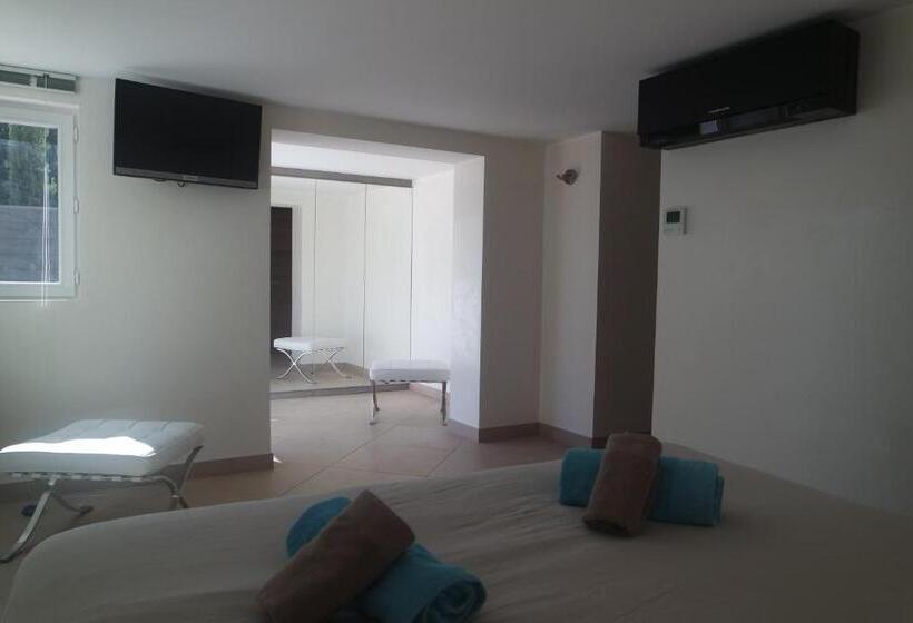 キングサイズベッドのスタンダードルーム, Villa Perle De La Mer