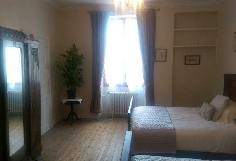 标准间, Vingt Grand Rue