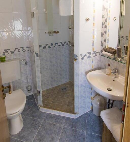 带阳台的三人标准间, Alpenblick