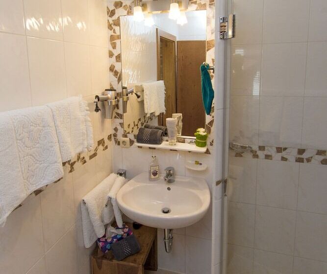 带阳台的三人标准间, Alpenblick