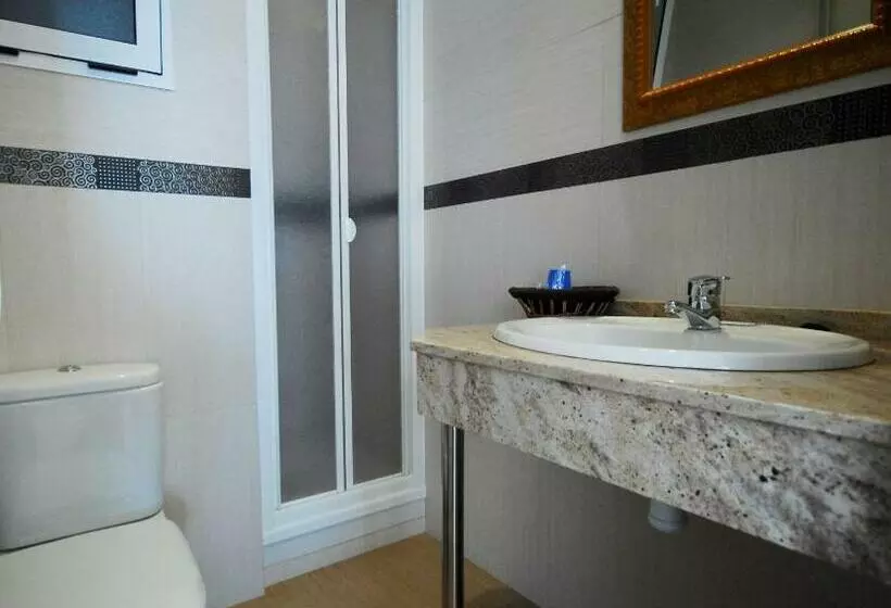 Habitación Estándar Vista Mar, Ampolla Sol