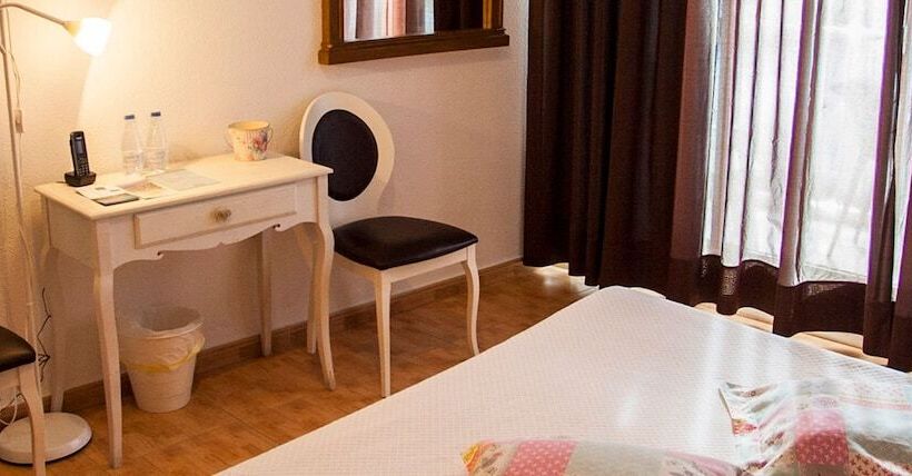 オーシャンビュースタンダードルーム, Ampolla Sol