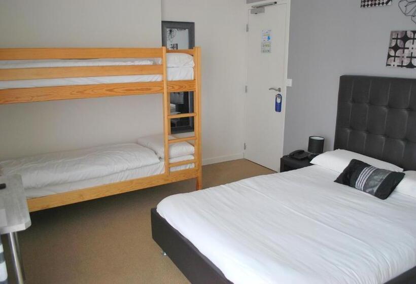 Четырехместный Номер Стандарт, Bleu Azur