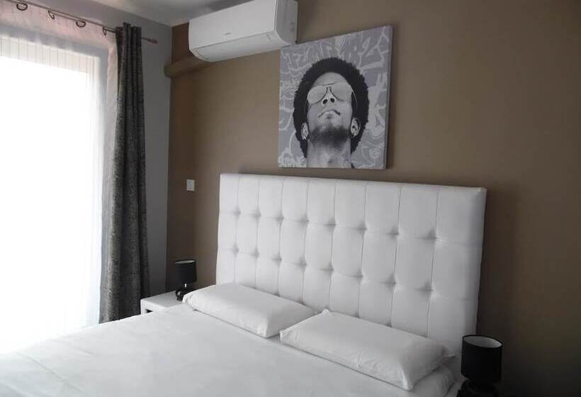 Номер Стандарт с Балконом, Bleu Azur