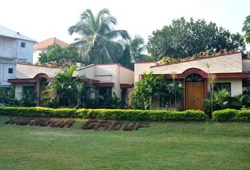 Cabana, Dolphin