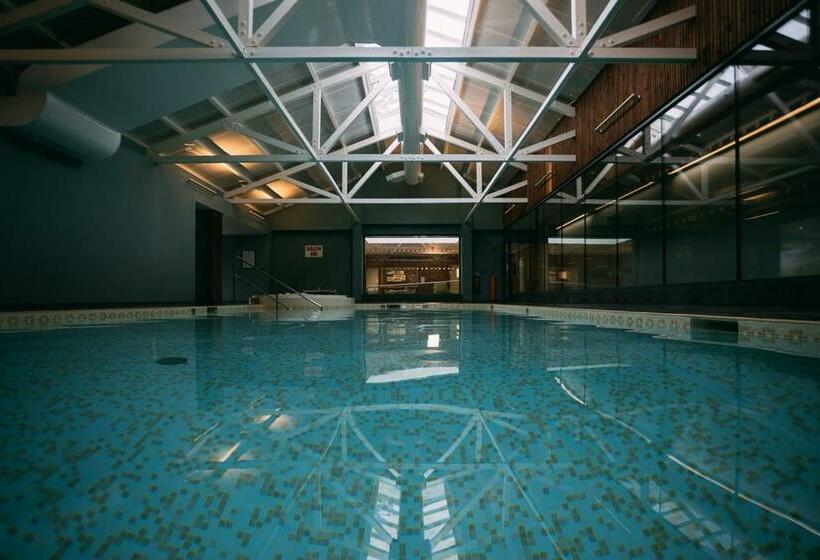 디럭스 룸, Douneside House