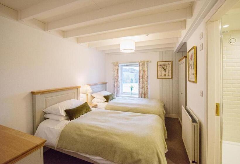 침실 2개 아파트, Douneside House