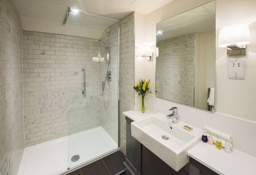 클래식 룸, Douneside House