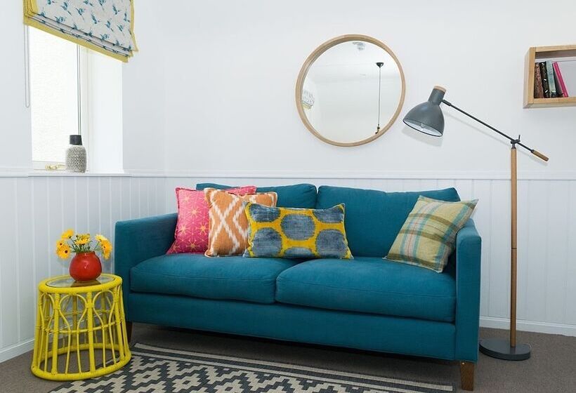 침실 1개 아파트, Douneside House