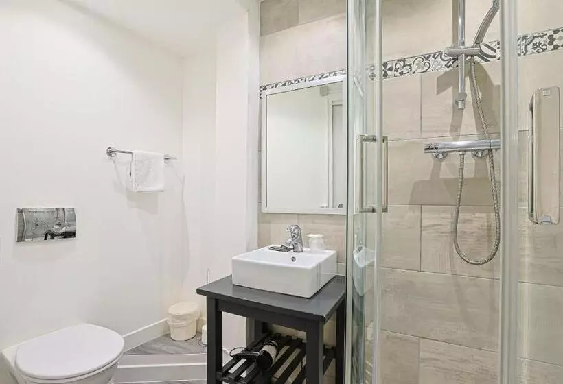 اتاق استاندارد یک نفره, Hôtel François D O