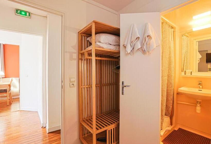 Номер Стандарт Трехместный, Hôtel François D O