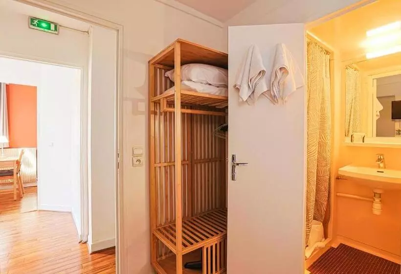 اتاق استاندارد سه نفره, Hôtel François D O
