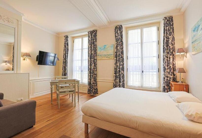 Номер Deluxe, Hôtel François D O