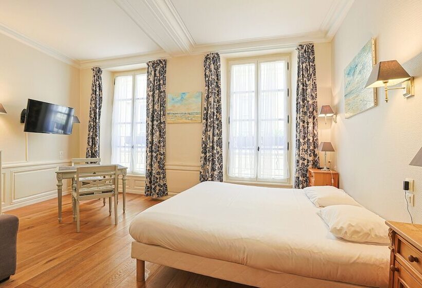 デラックスルーム, Hôtel François D O