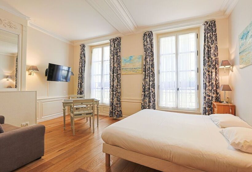 디럭스 룸, Hôtel François D O