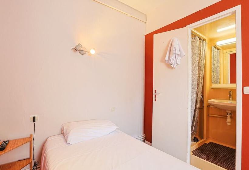 Номер Стандарт Трехместный, Hôtel François D O