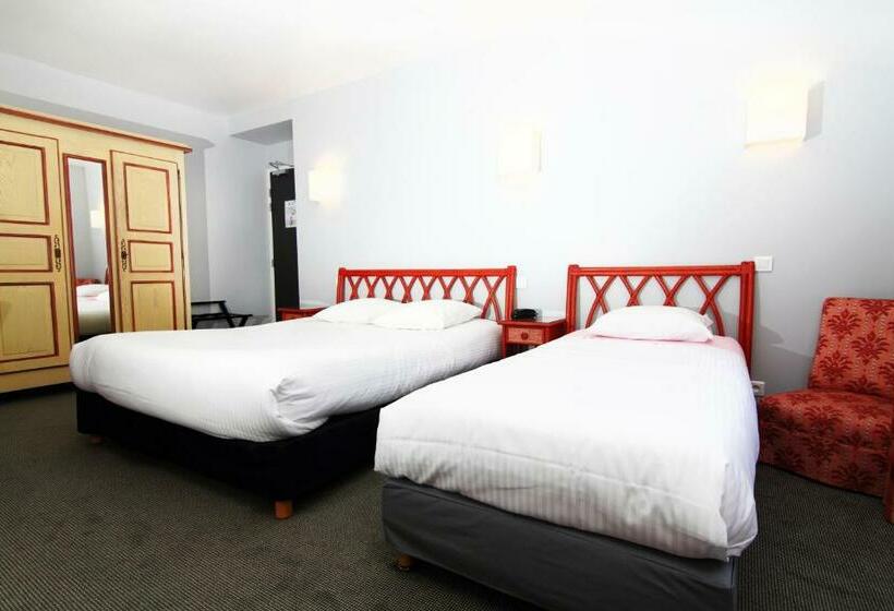 Номер Стандарт Трехместный, Hôtel Ohartzia