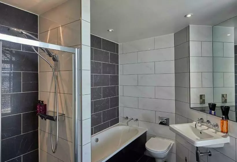 اتاق کلاب, Malmaison Dundee