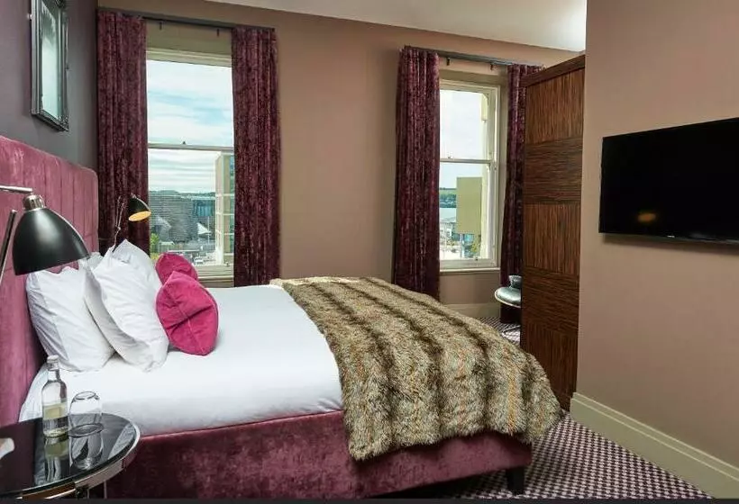 اتاق کلاب, Malmaison Dundee
