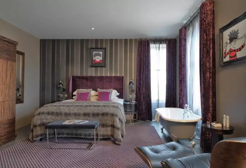 سوییت جونیور, Malmaison Dundee