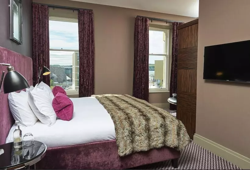 اتاق کلاب, Malmaison Dundee