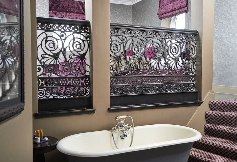 Люкс, Malmaison Dundee