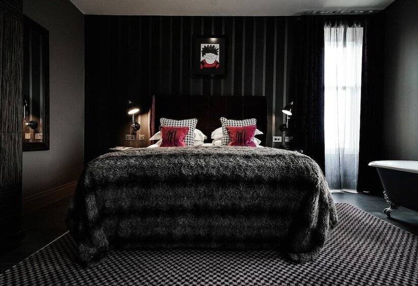 주니어 스위트, Malmaison Dundee