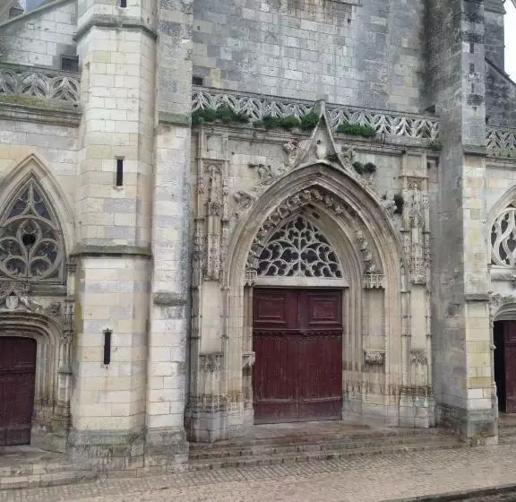 スタンダードルーム, Notre Dame