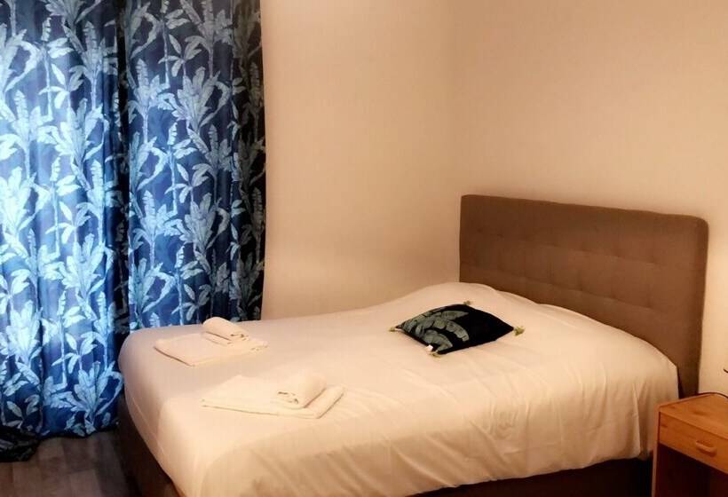 חדר סטנדרט, Notre Dame