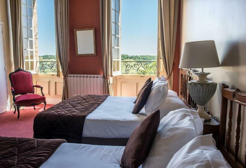 4인용 스탠다드 룸, Raymond Vii