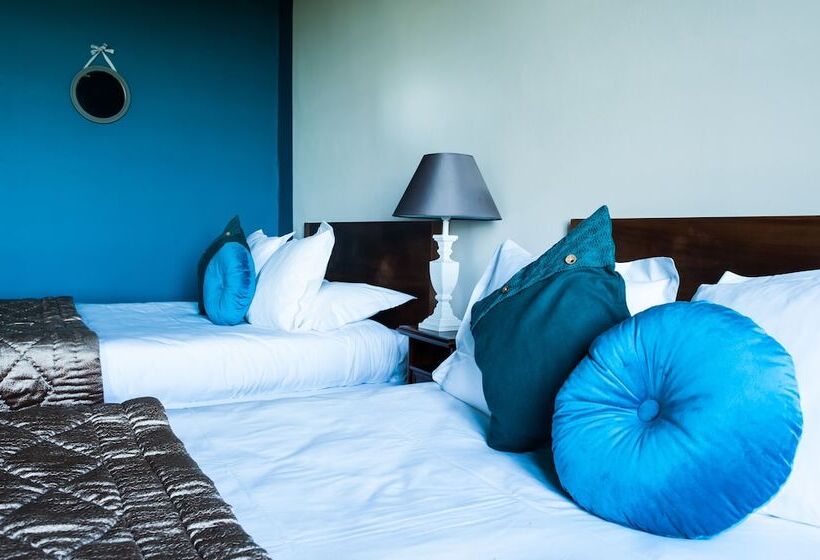 4인용 스탠다드 룸, Raymond Vii