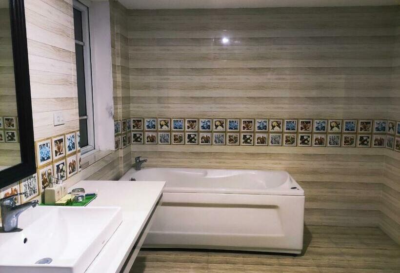 اتاق لوکس, Victory Hotel, Số 7, Vương Thúc Mậu, Tp Vinh