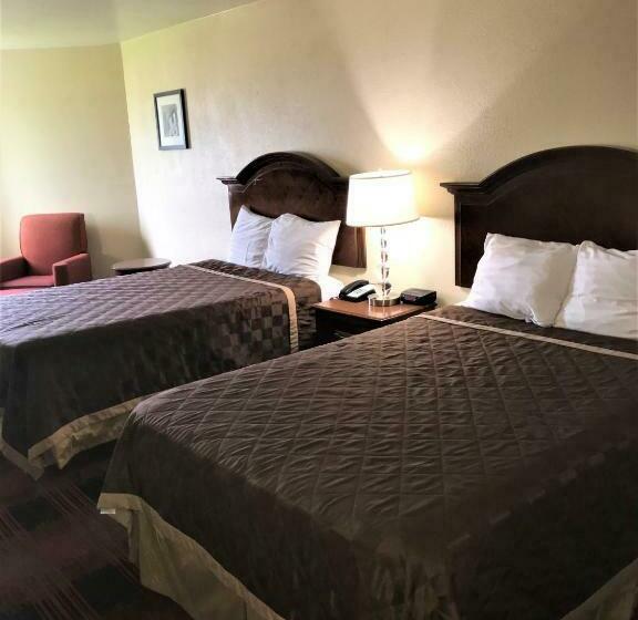 غرفه قياسيه سريرين مزدوجين, Relax Inn