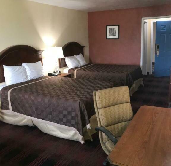 غرفه قياسيه سريرين مزدوجين, Relax Inn