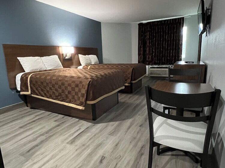 غرفه قياسيه سريرين مزدوجين, Relax Inn