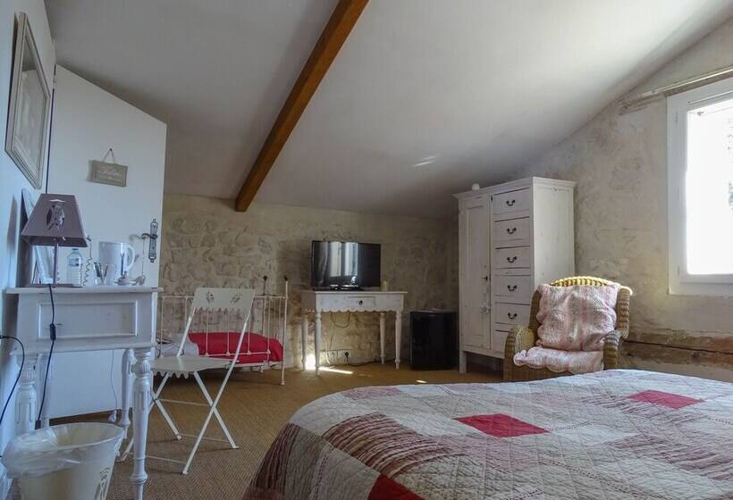 Номер Комфорт, Clos St Pierre De Fraisse