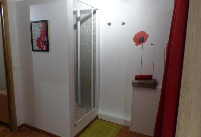 חדר סטנדרט עם טרסה, Gite Du Pagoulin  Chambres D Hotes