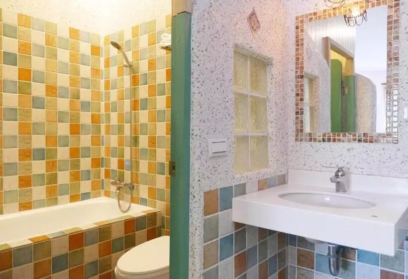 اتاق استاندارد سه نفره, Kenting Sin Sin Hotel Iil