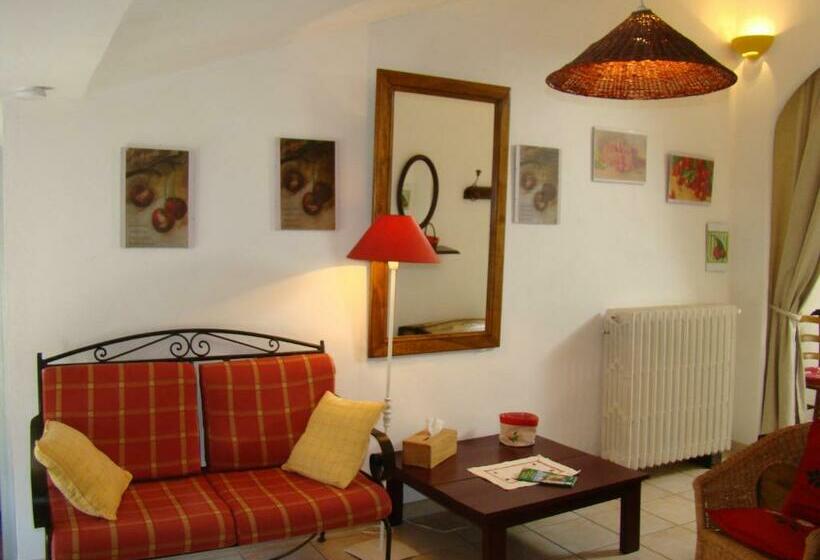 패밀리 룸, Chambres D Hôtes Le Colombier