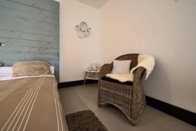 Семейный Номер, Le Mazet Chambre D Hôtes