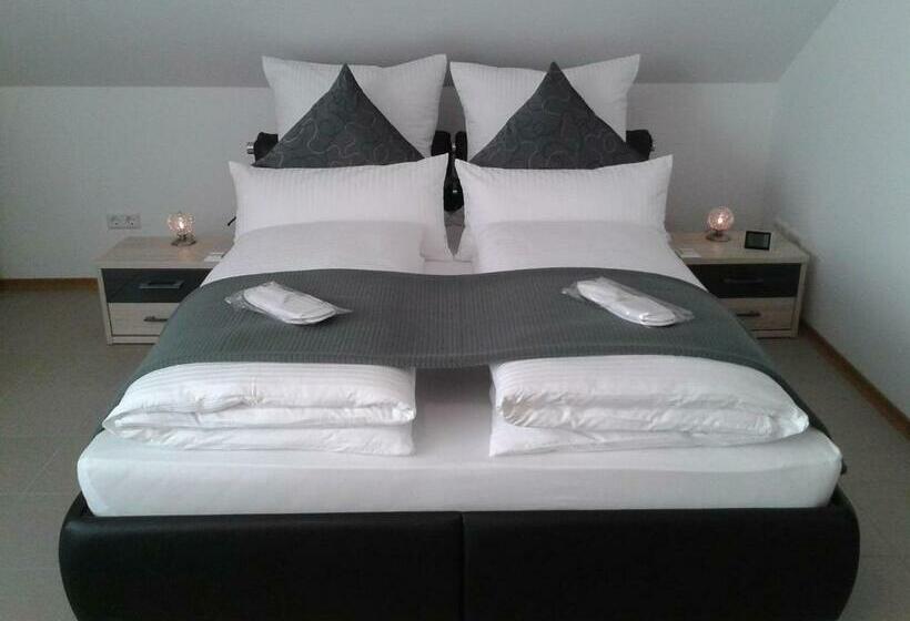 Quarto standard, Dzt Schwarzwaldhotel Garni