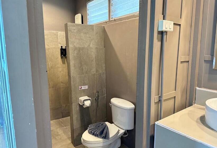 Tengerre Néző Standard Bungalow, Hip Seaview Resort @ Phi Phi