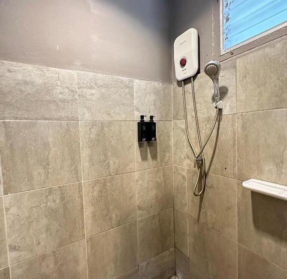 Tengerre Néző Standard Bungalow, Hip Seaview Resort @ Phi Phi