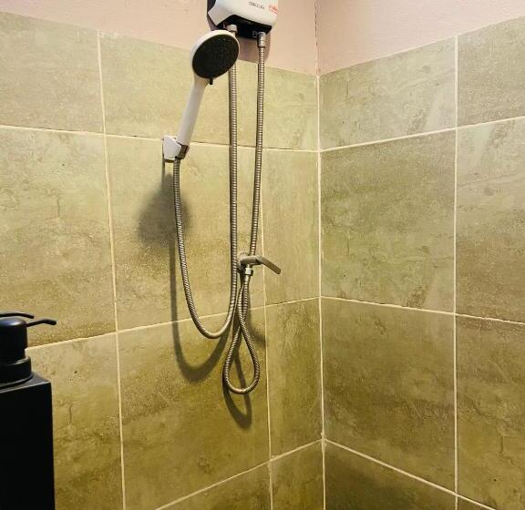 Kertre Néző Standard Bungalow, Hip Seaview Resort @ Phi Phi