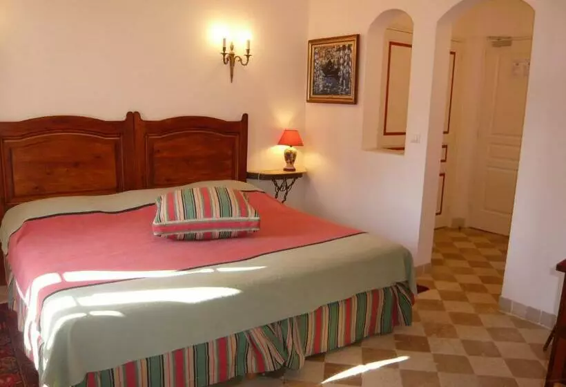 Standard-huone, Auberge De Correns